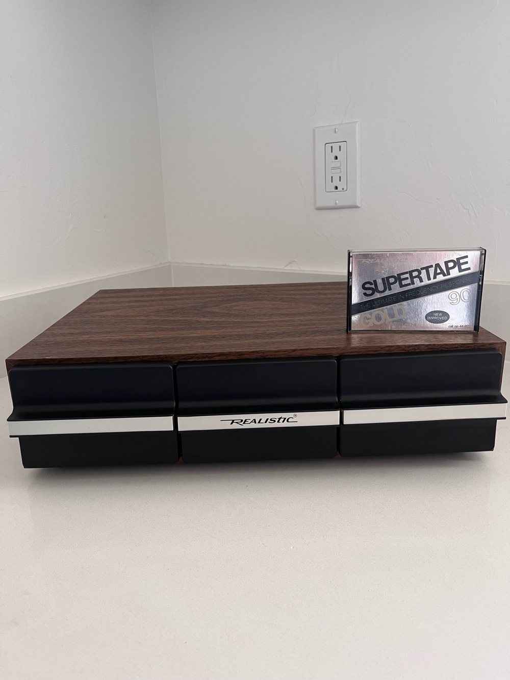 Vintage REALISTIC Faux Walnut Woodgrain 36 Cassette Tape 3 Drawer Storage